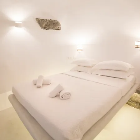 Morfi Cave House Apartment Oia (Santorini)